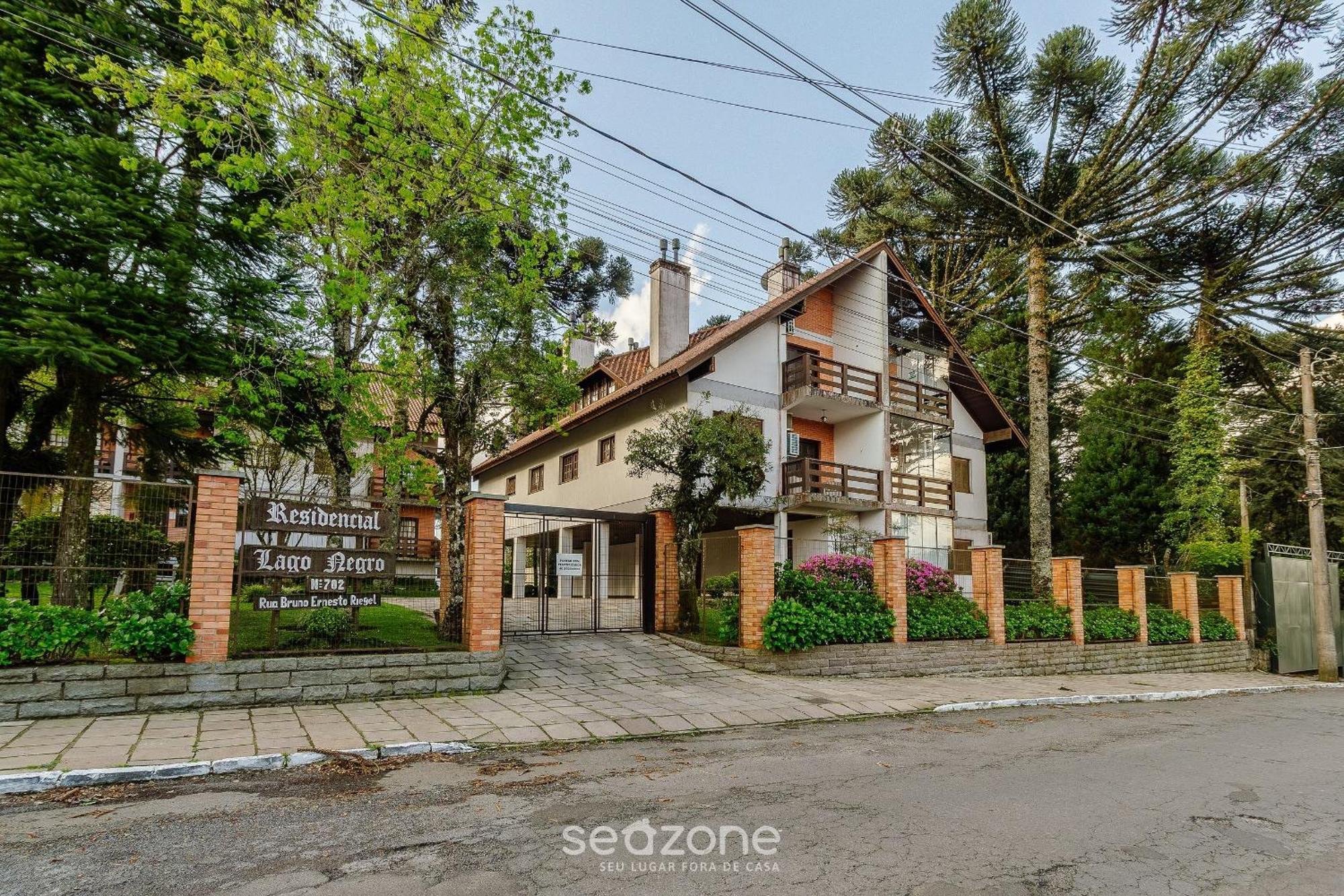 Apto Duplex C/ Lareira 100M Do Lago Negro Rln204 Gramado Exterior foto